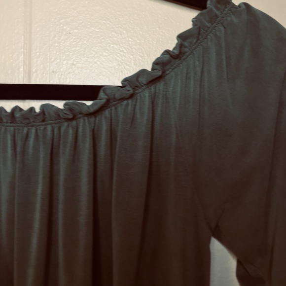 Top - Picture 5 of 8